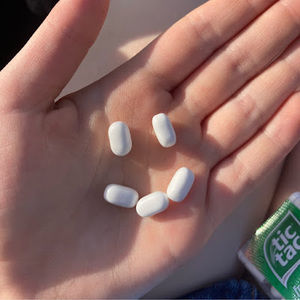 Meet your Posher, Abigail